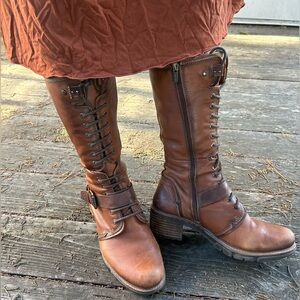 PIKOLINOS Chestnut Leather Combat Boots with patina